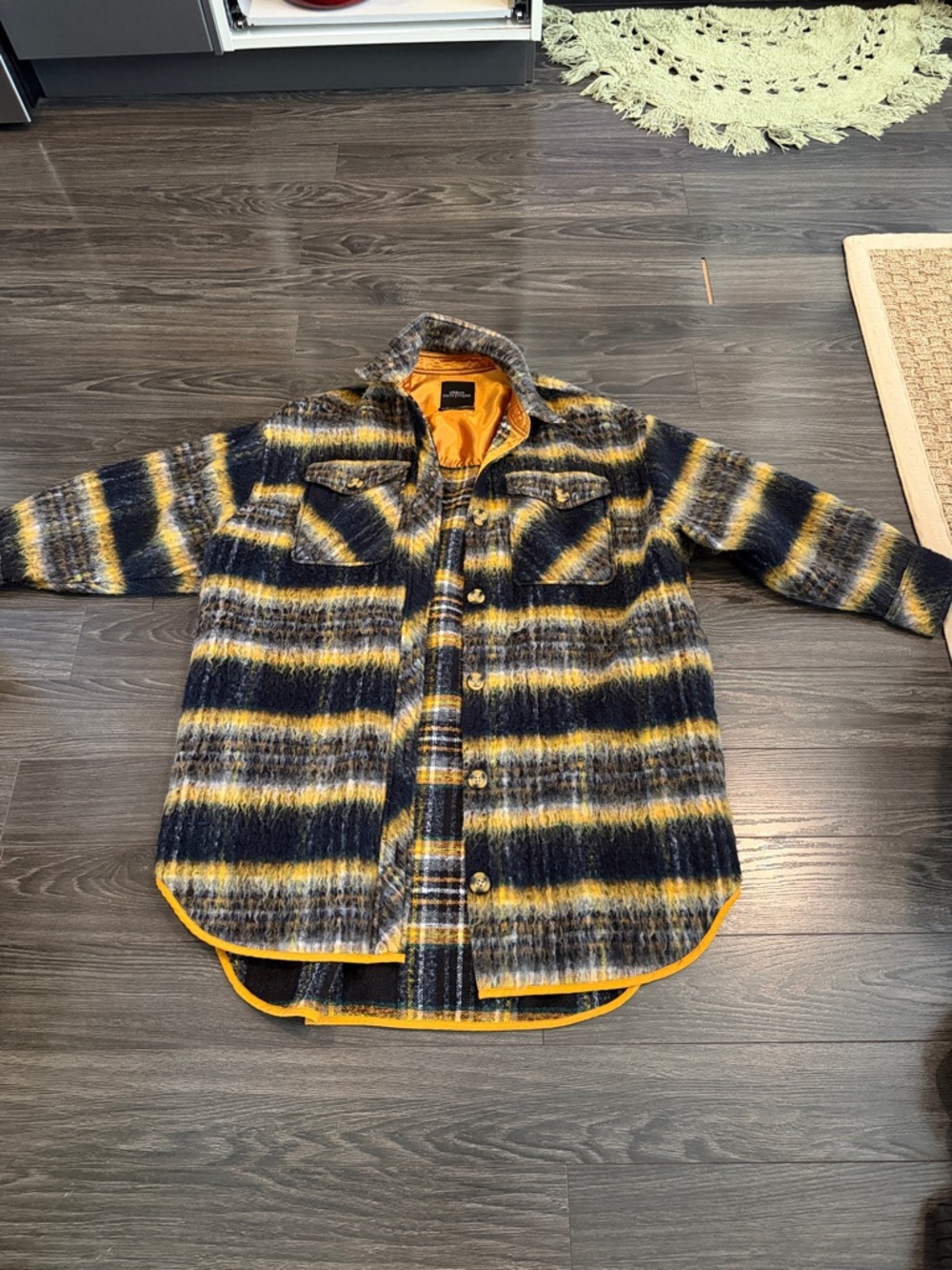 Urban Outfitters Kids Black & Yellow Plaid Sherpa-Lined Shacket